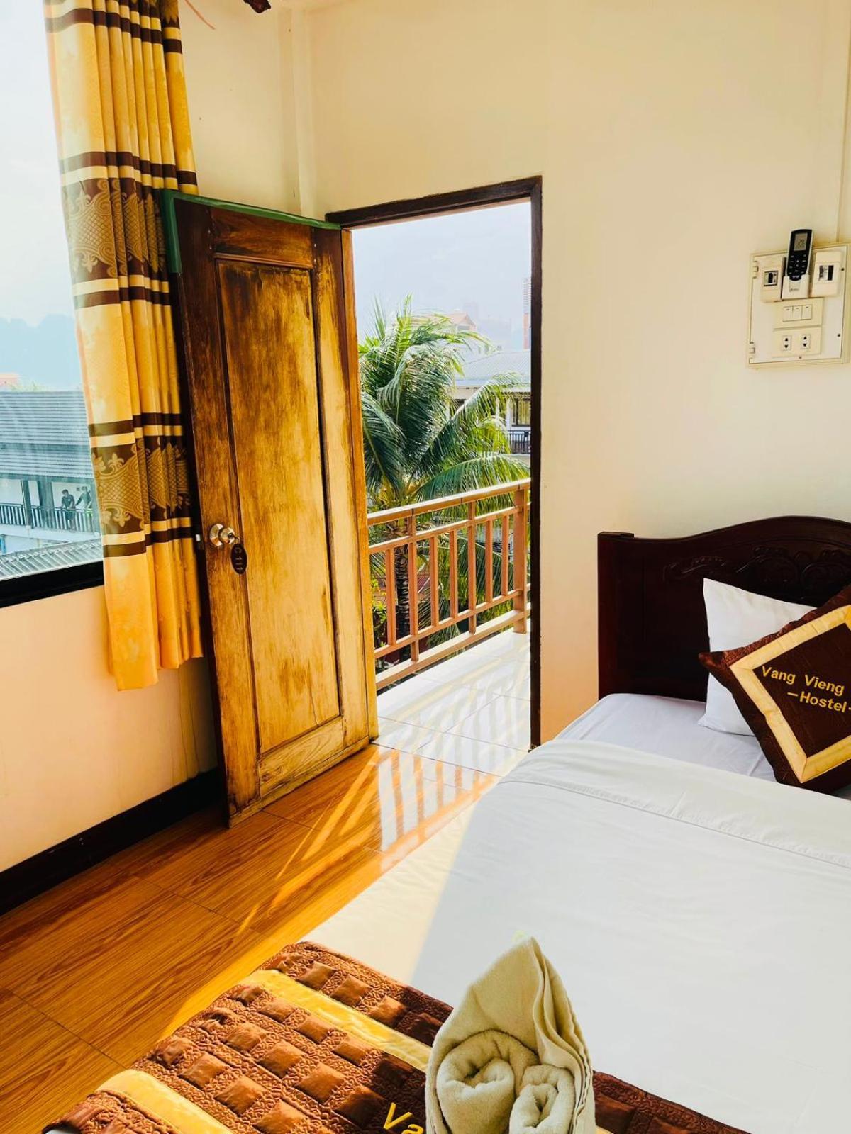 Alisona Hostel Vang Vieng Buitenkant foto