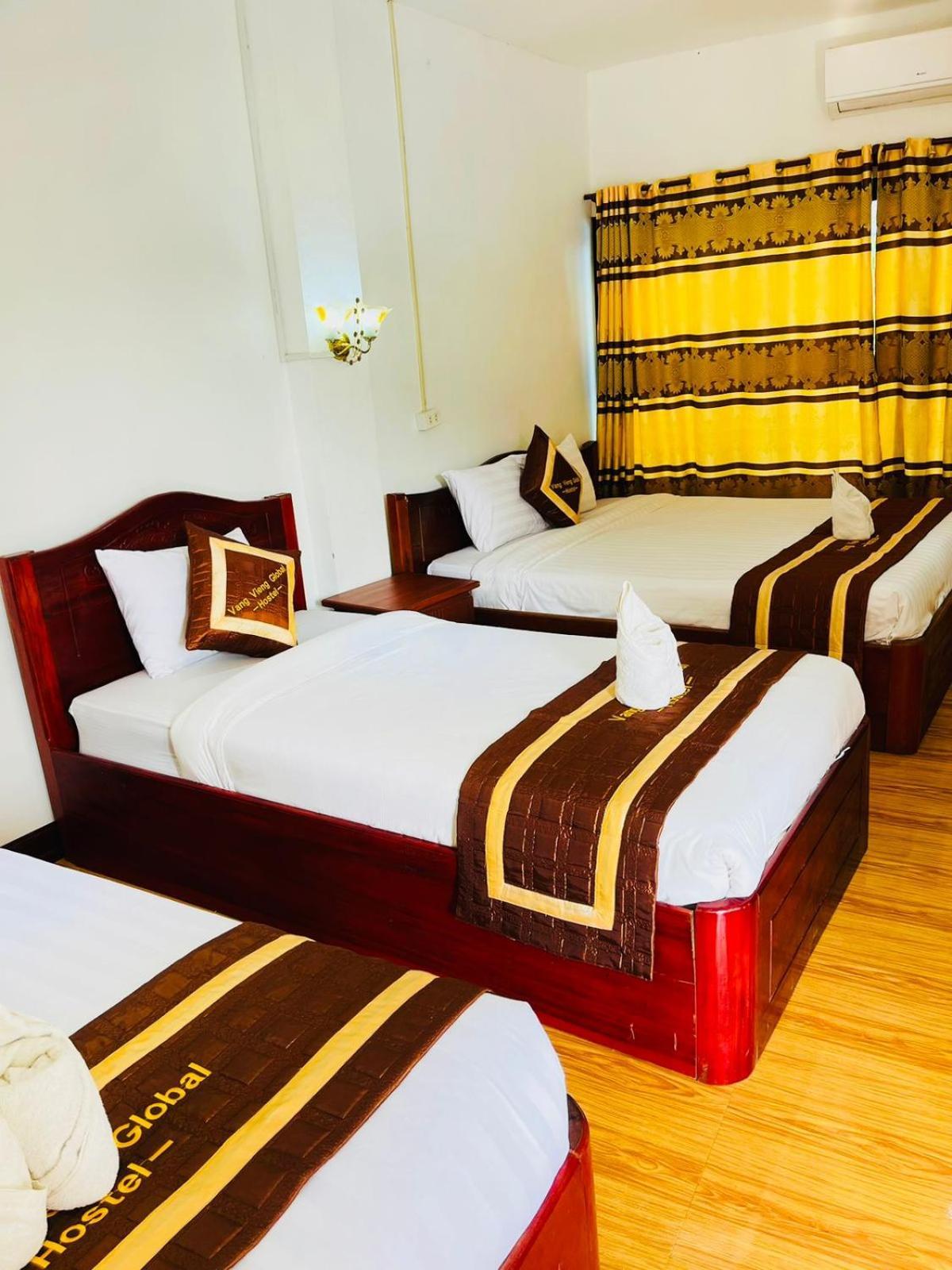 Alisona Hostel Vang Vieng Buitenkant foto
