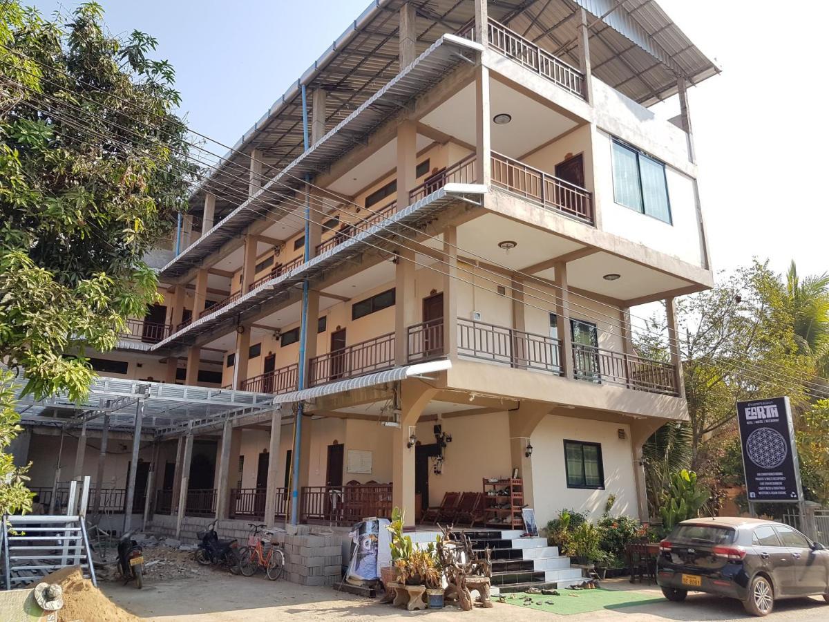 Alisona Hostel Vang Vieng Buitenkant foto